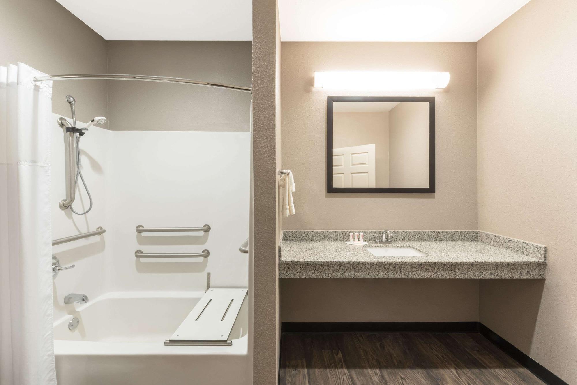 Super 8 By Wyndham Colorado City Ngoại thất bức ảnh